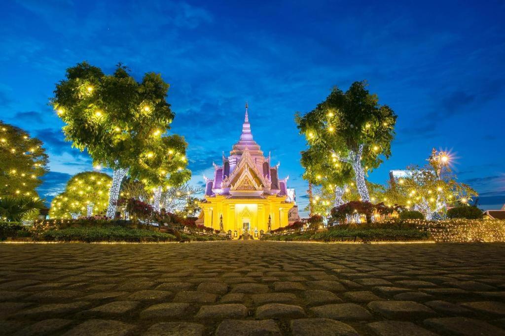 B2 Khon Kaen Boutique & Budget Hotel Bagian luar foto