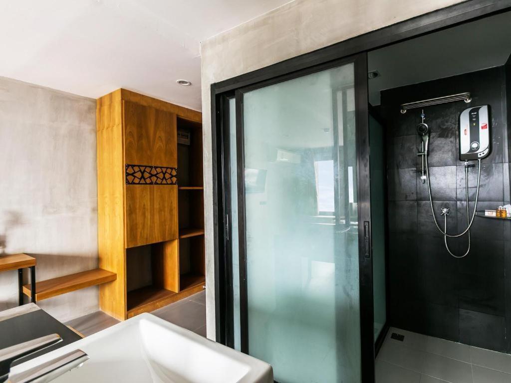 B2 Khon Kaen Boutique & Budget Hotel Bagian luar foto
