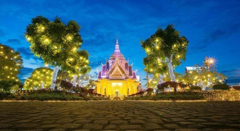 B2 Khon Kaen Boutique & Budget Hotel Bagian luar foto